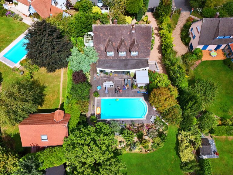 Toiture vue par drone