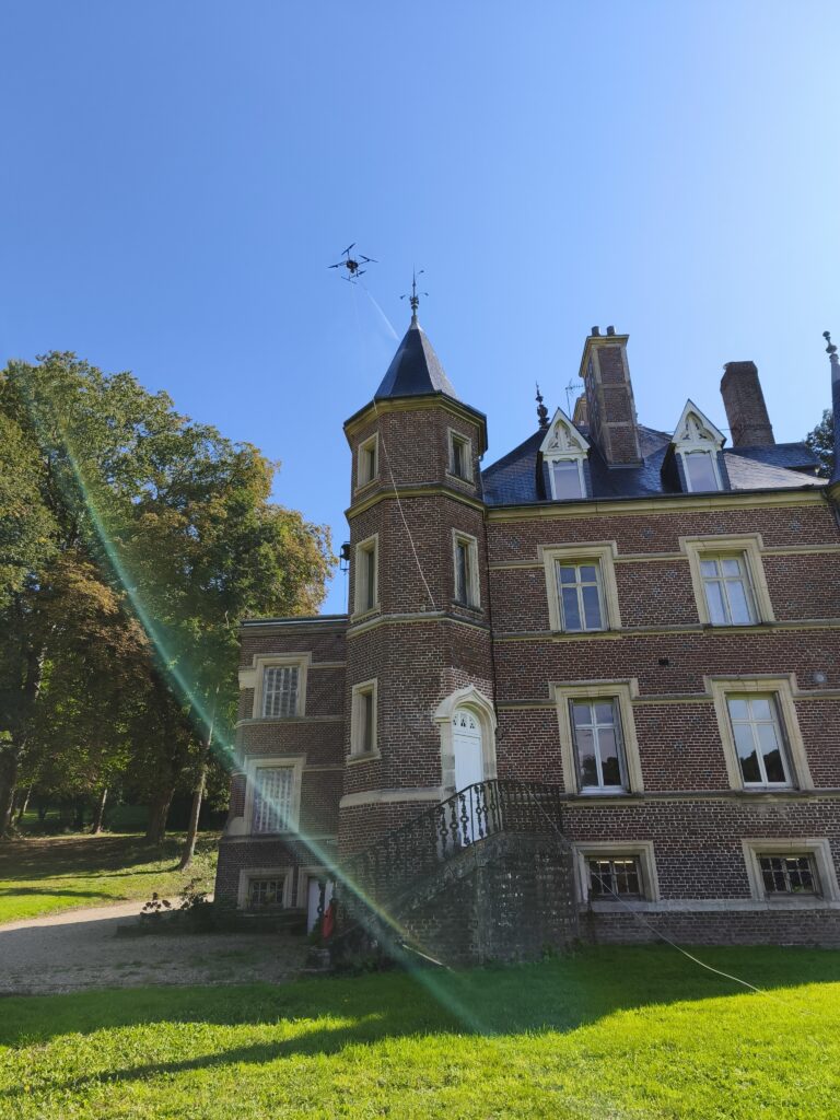 Toiture vue par drone
