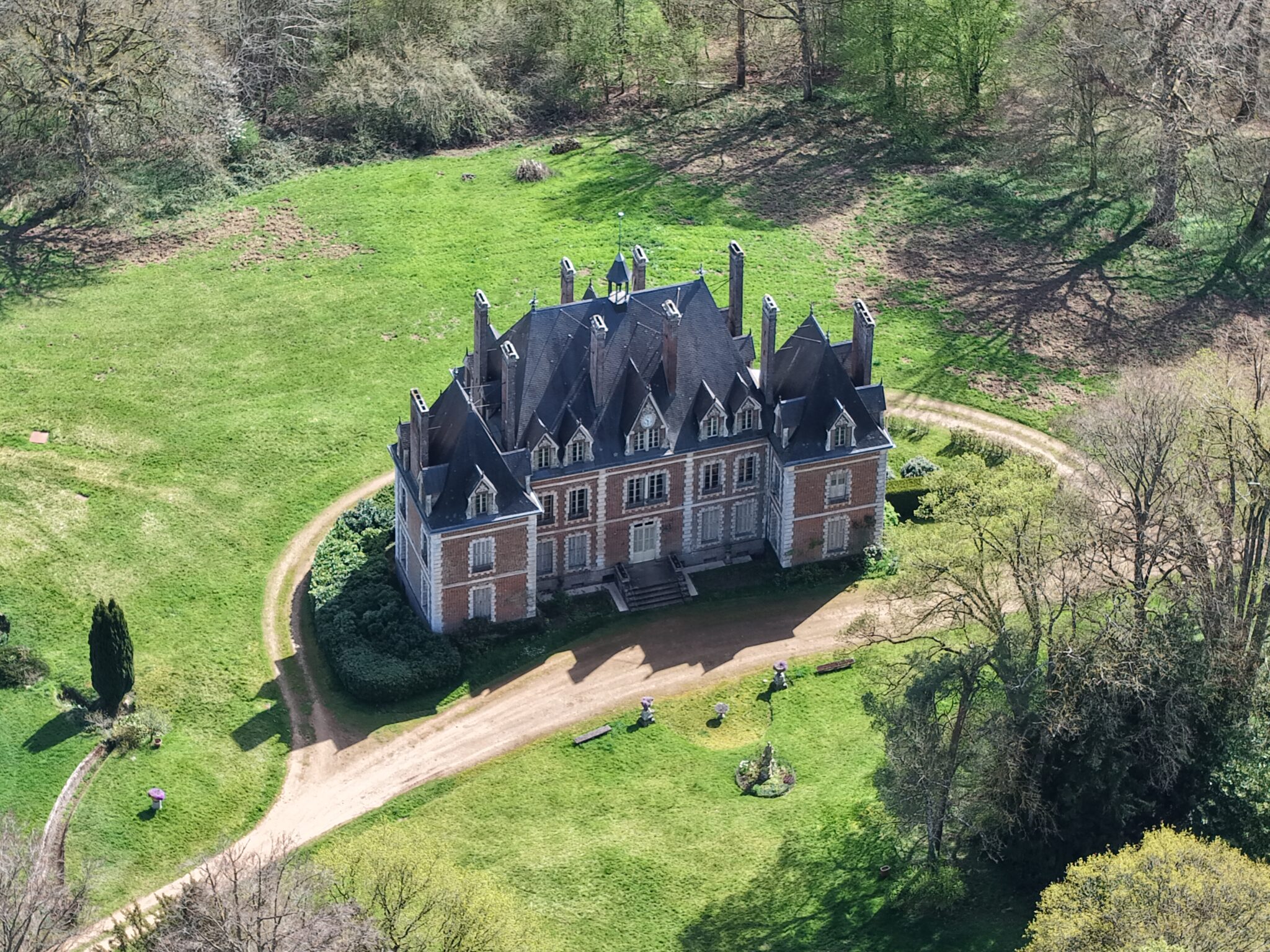Inspection et prise de vue aérienne par drone