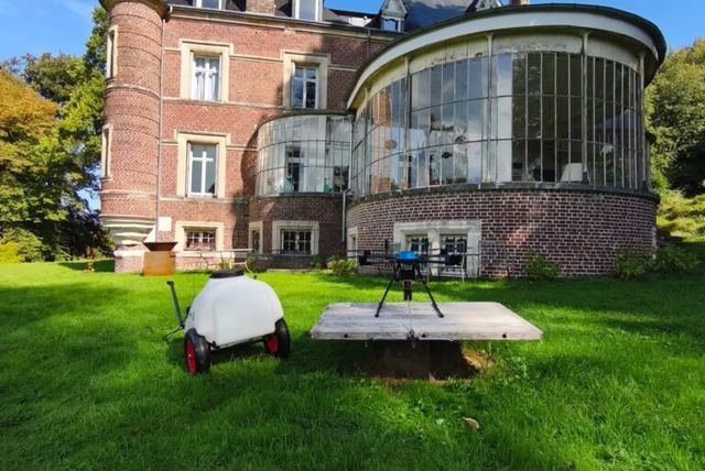 Façade traitée en hauteur par drone