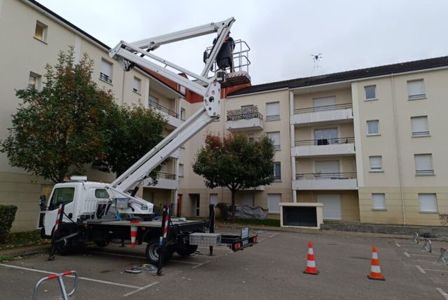 Nettoyage de façade par drone RenoDrone