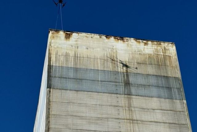 Façade nettoyée par drone